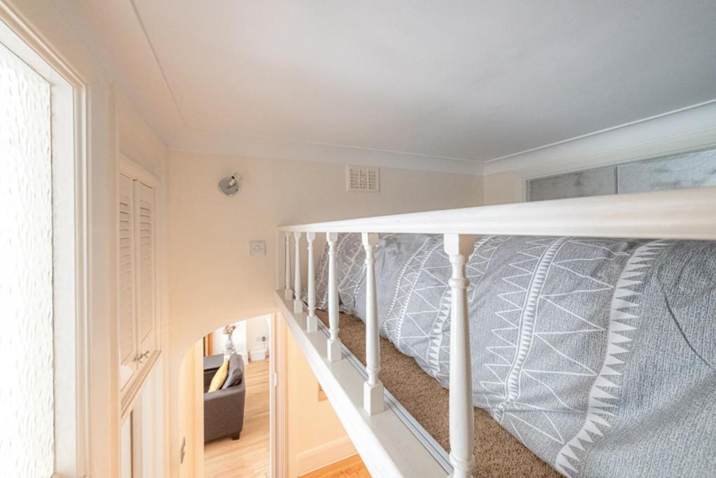 Two Double Mezzanine In Paddington